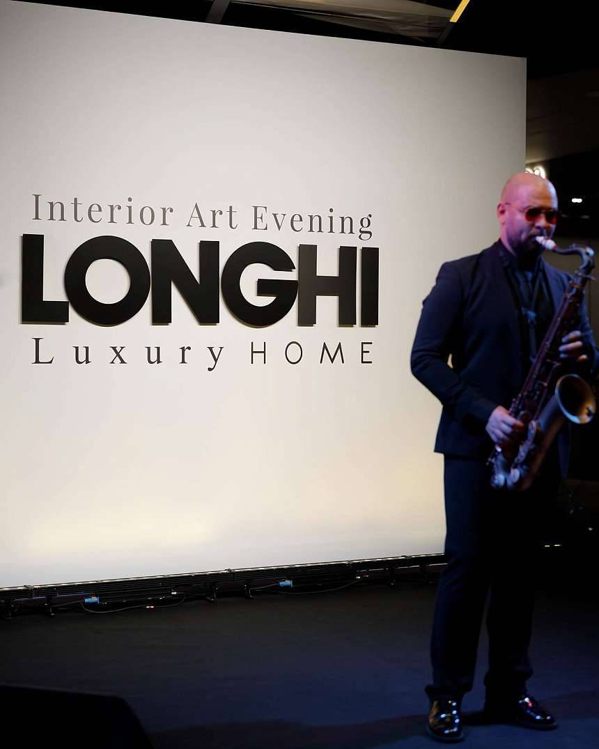 ТОРЖЕСТВЕННАЯ ЦЕРЕМОНИЯ ОТКРЫТИЯ ФЛАГМАНСКОГО ШОУРУМА LONGHI В ИНТЕРЬЕРНОМ ЦЕНТРЕ CASA RICCA EXPO