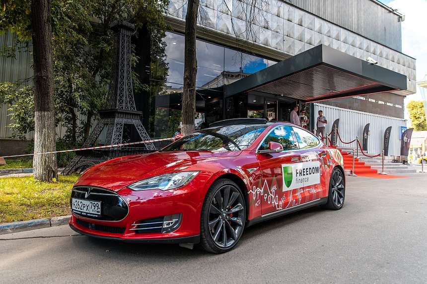 LUXURY ROAD CASA RICCA EXPO