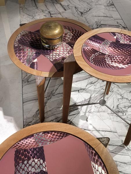 Breeze_outdoor_low_table_01.jpg