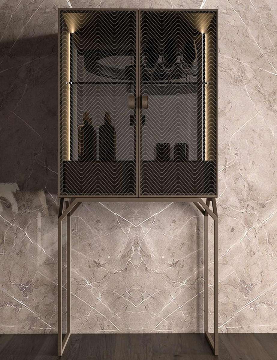 Барная стойка с гравированными стеклянными дверцами