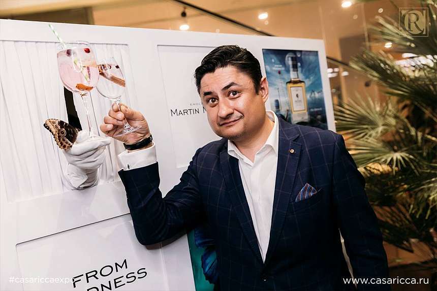 Ночь сюрреализма в Casa Ricca Expo