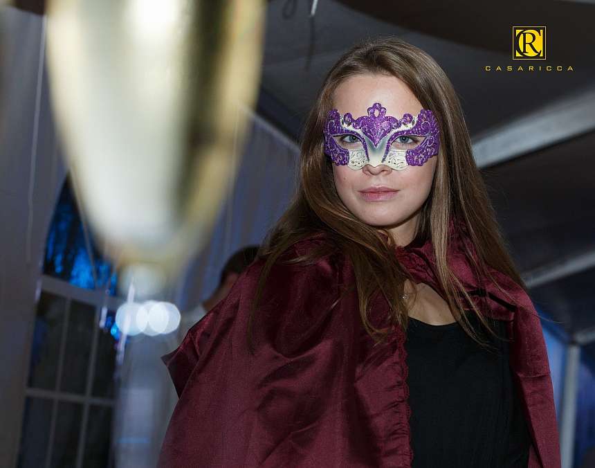 Премьера Легенды о Богатом Доме