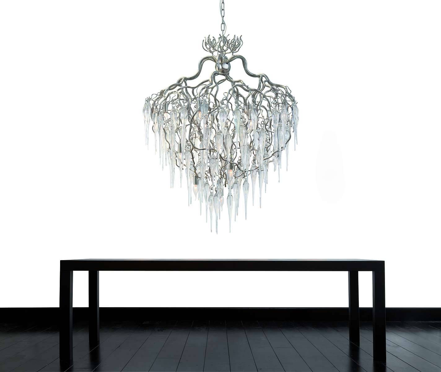 brandvanegmond_hollywood_icicles_chandelier_glass_table.jpg