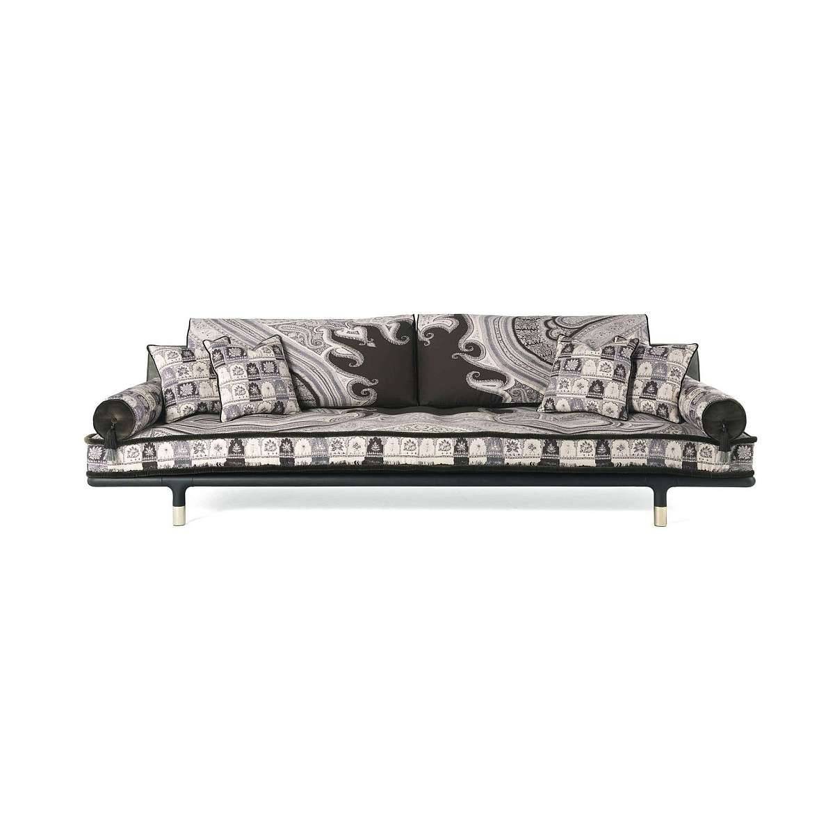 ETRO-HOME-INTERIORS_WOODSTOCK_MOUNTAIN_sofa_cover-frontale.jpg