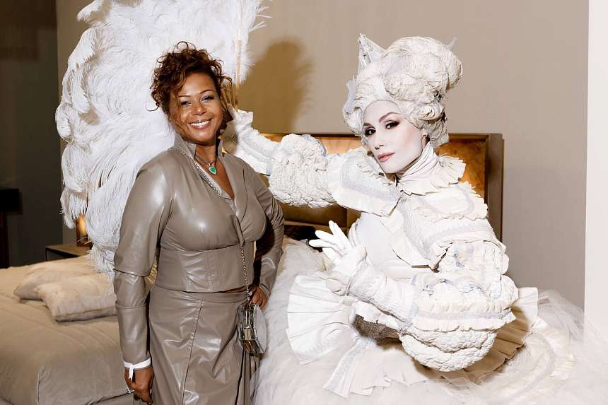 ТОРЖЕСТВЕННАЯ ЦЕРЕМОНИЯ ОТКРЫТИЯ ФЛАГМАНСКОГО ШОУ-РУМА VISIONNAIRE MOSCOW В ИНТЕРЬЕРНОМ ЦЕНТРЕ CASA RICCA EXPO