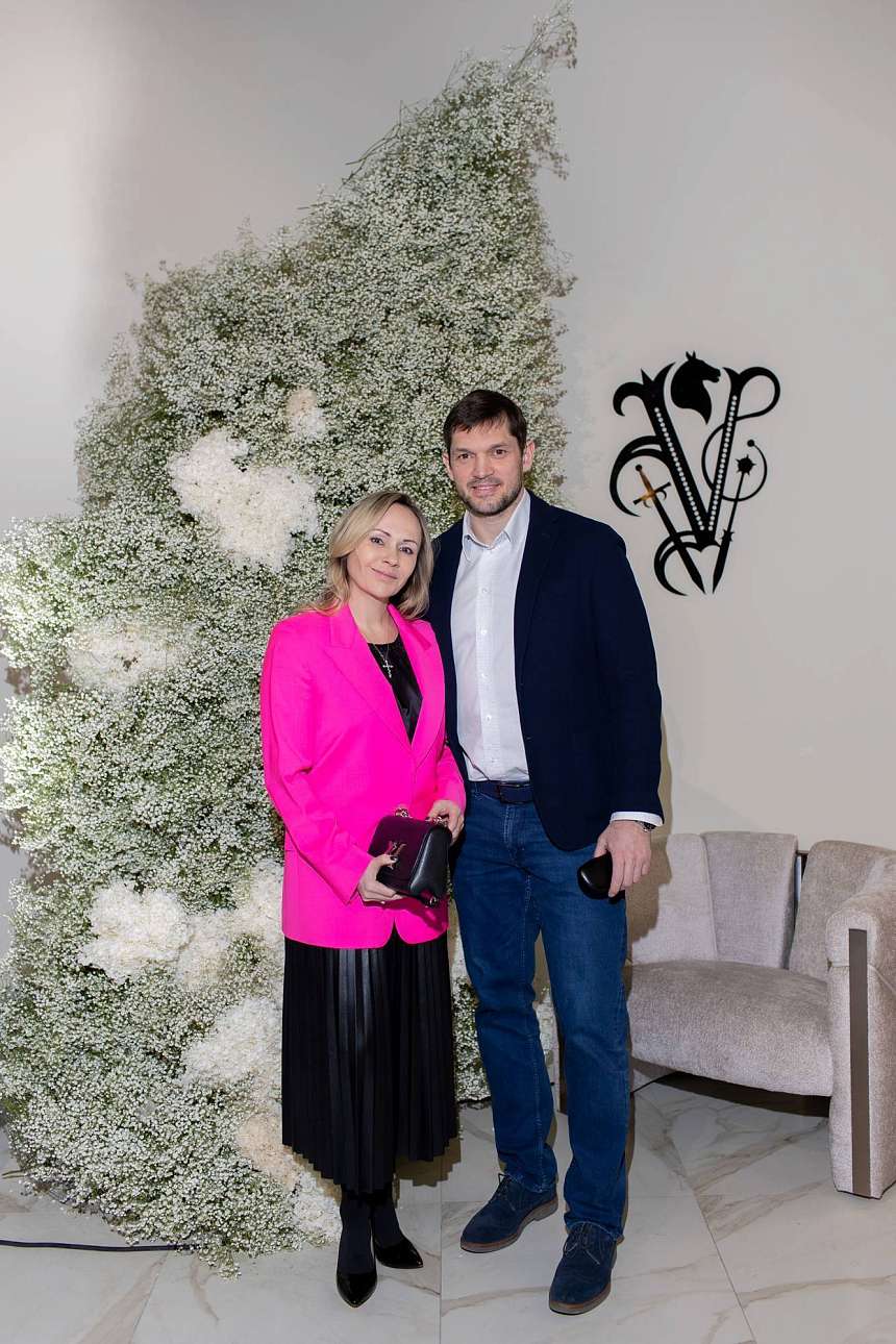 ТОРЖЕСТВЕННАЯ ЦЕРЕМОНИЯ ОТКРЫТИЯ ФЛАГМАНСКОГО ШОУ-РУМА VISIONNAIRE MOSCOW В ИНТЕРЬЕРНОМ ЦЕНТРЕ CASA RICCA EXPO