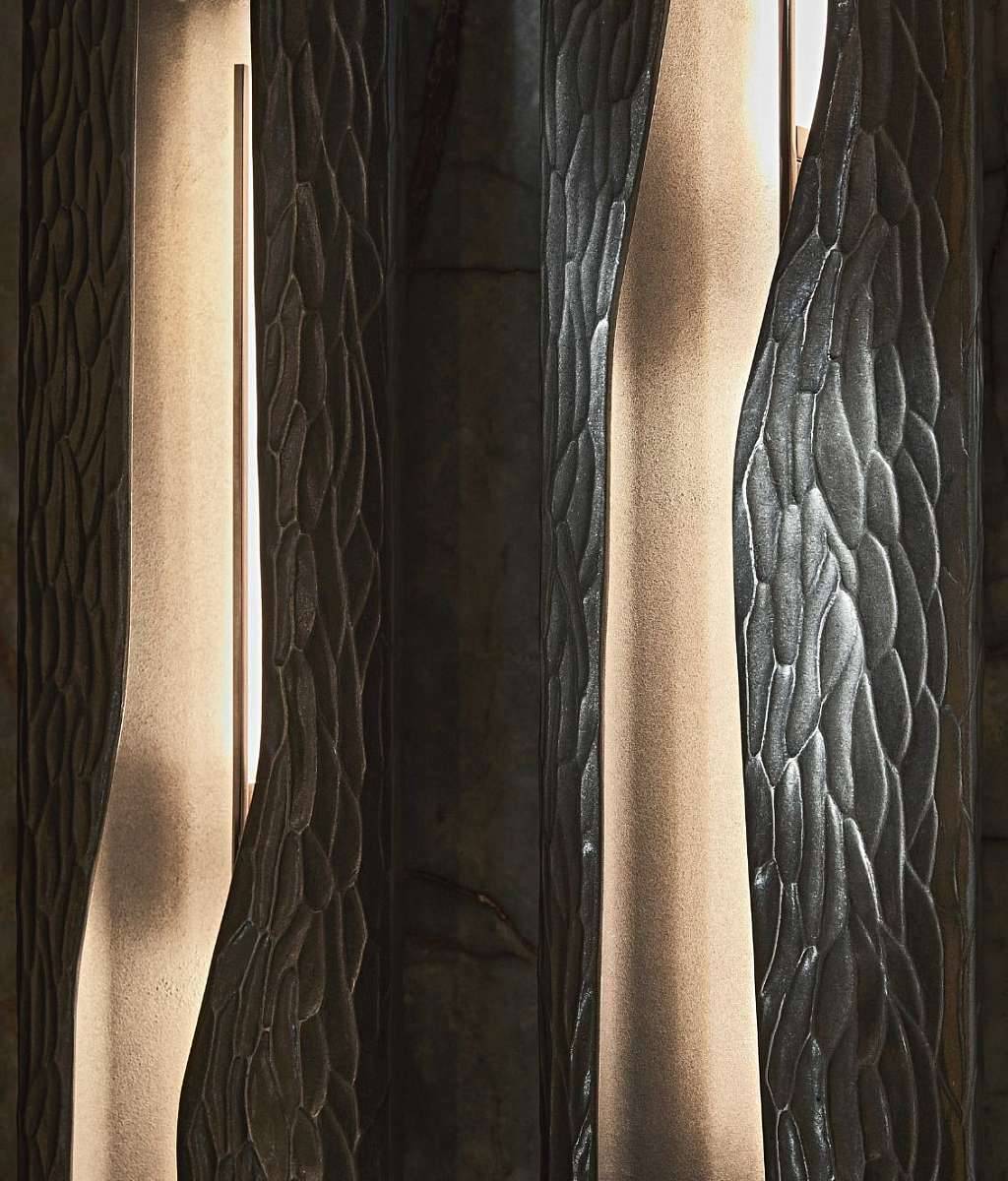 Visionnaire_Rift_Table_Lamp_Website3_f761fc7cf0.jpeg