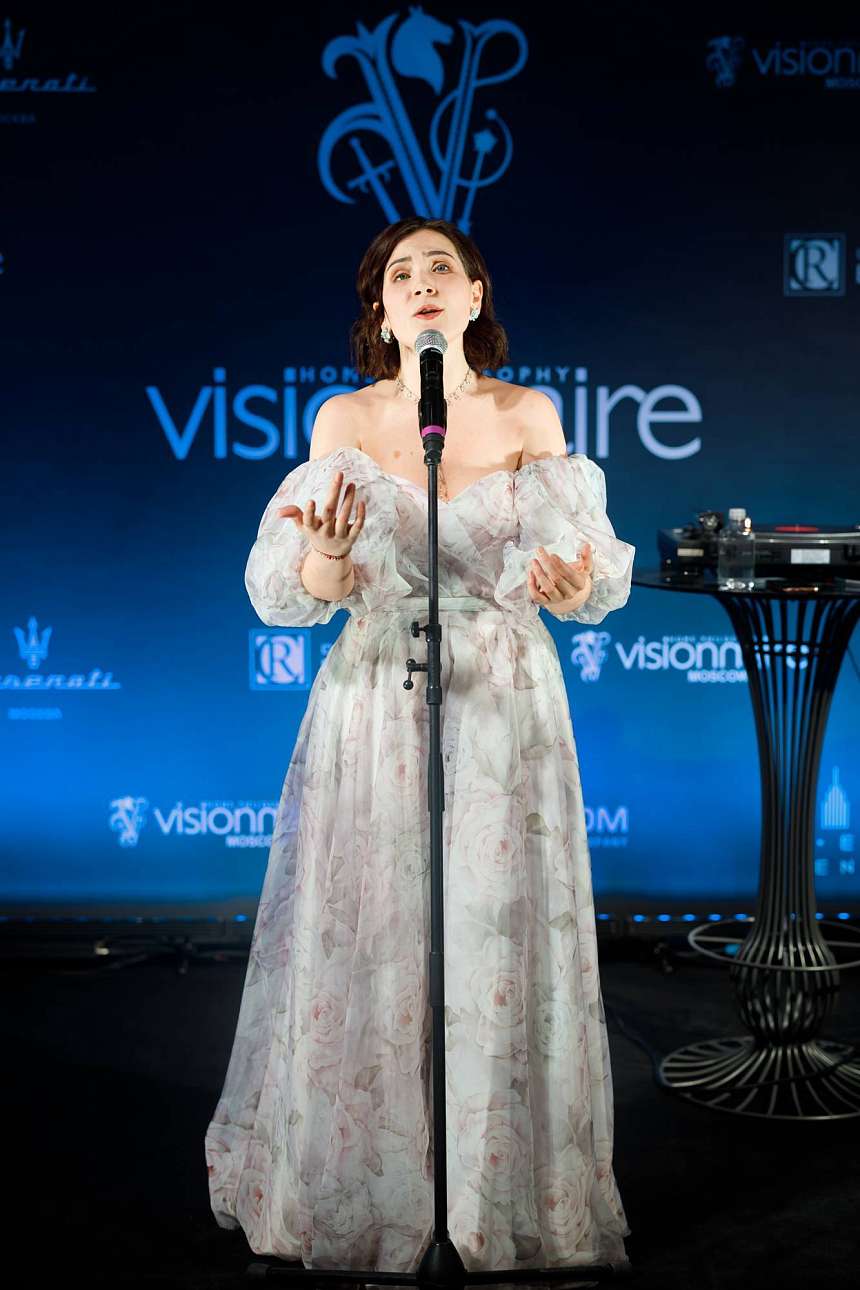 ТОРЖЕСТВЕННАЯ ЦЕРЕМОНИЯ ОТКРЫТИЯ ФЛАГМАНСКОГО ШОУ-РУМА VISIONNAIRE MOSCOW В ИНТЕРЬЕРНОМ ЦЕНТРЕ CASA RICCA EXPO