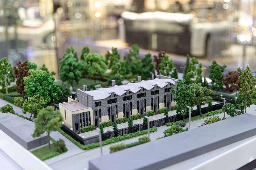 LUXURY ROAD CASA RICCA EXPO