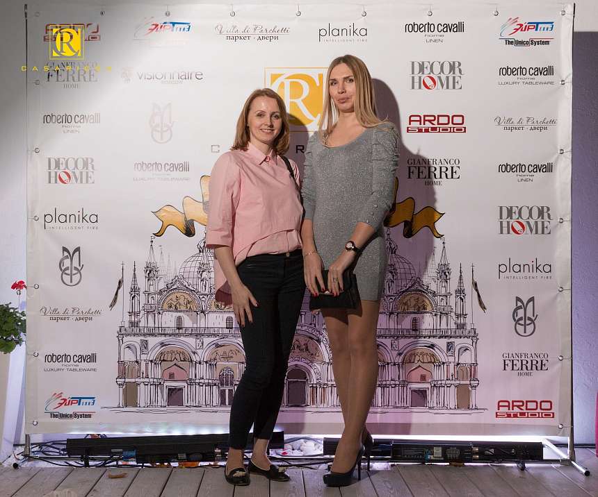 Премьера Легенды о Богатом Доме