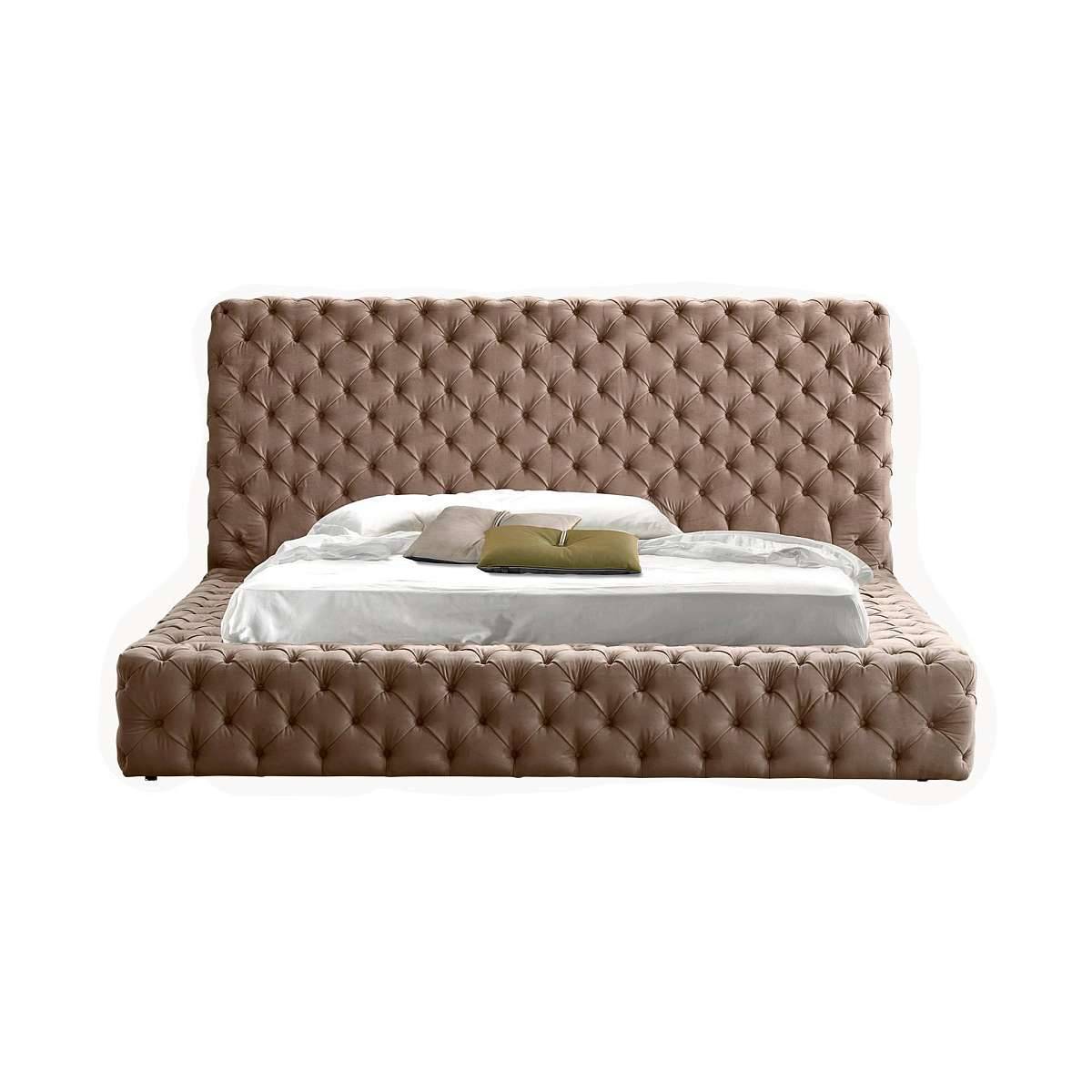 3_beige_Aston-Bold-1_1920x960_11zon.jpg
