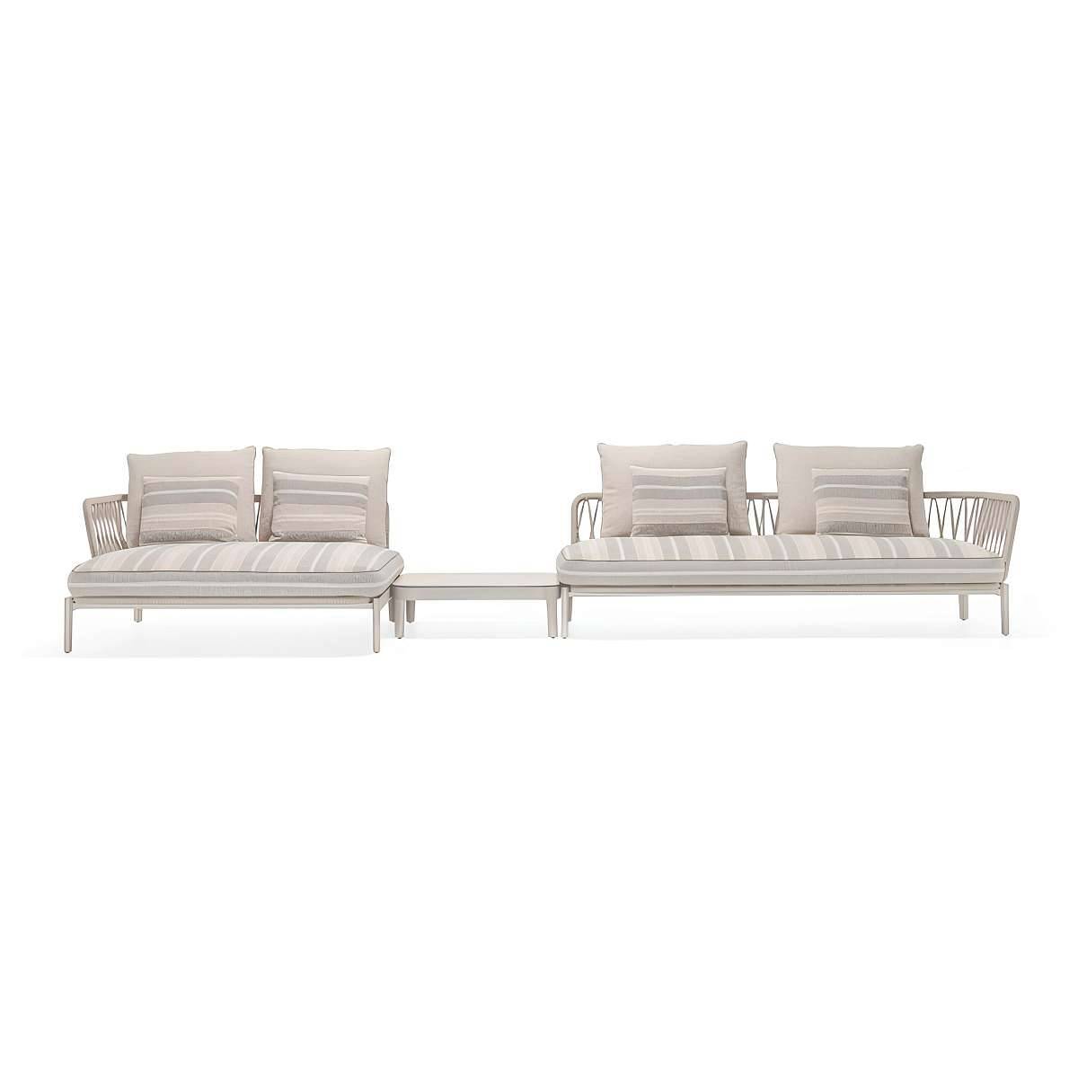 1_1_ChelseaOutdoorSofas_01.jpg
