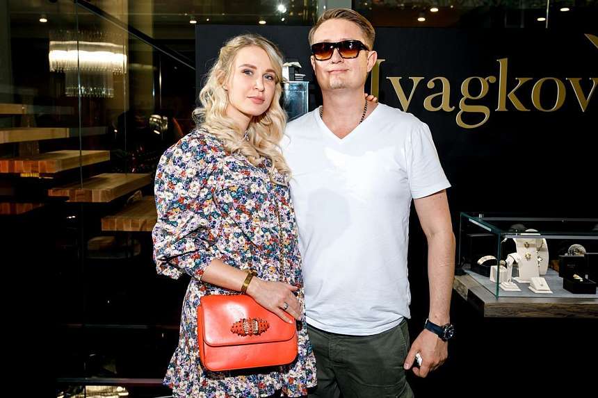 LUXURY ROAD CASA RICCA EXPO