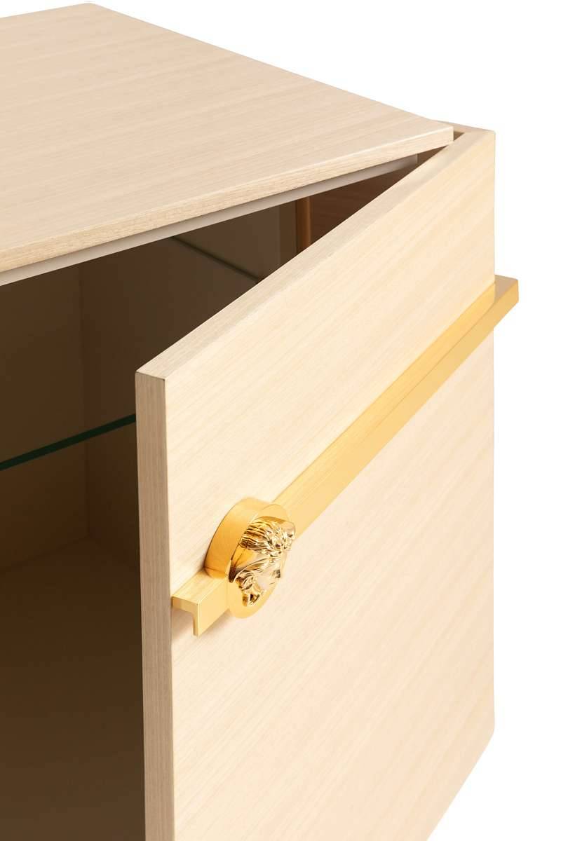 Versace-Home-Iconic-buffet-cabinet_2-scaled.jpg